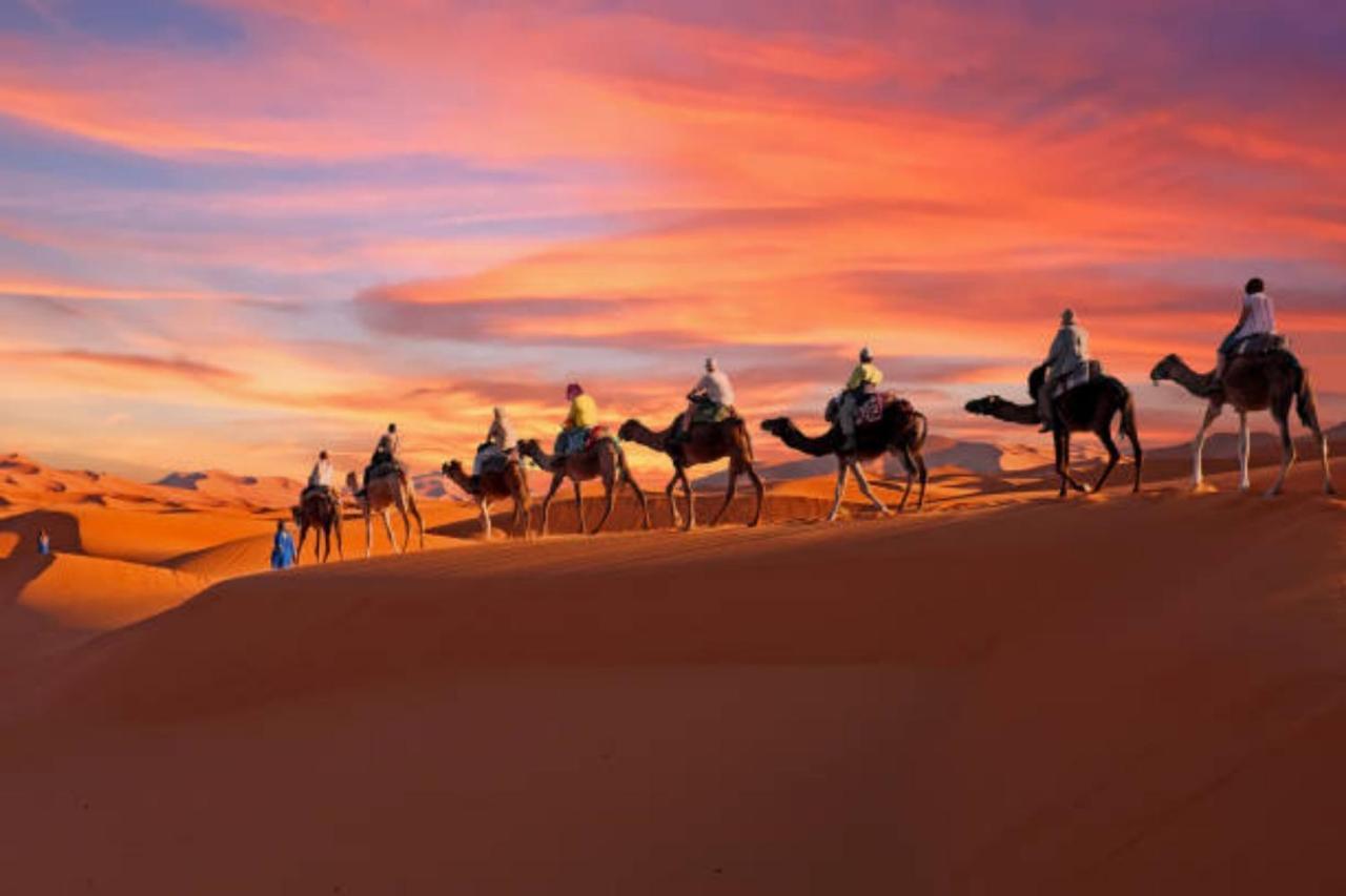 Desert Paradise Luxury Camp Мерзуга Экстерьер фото
