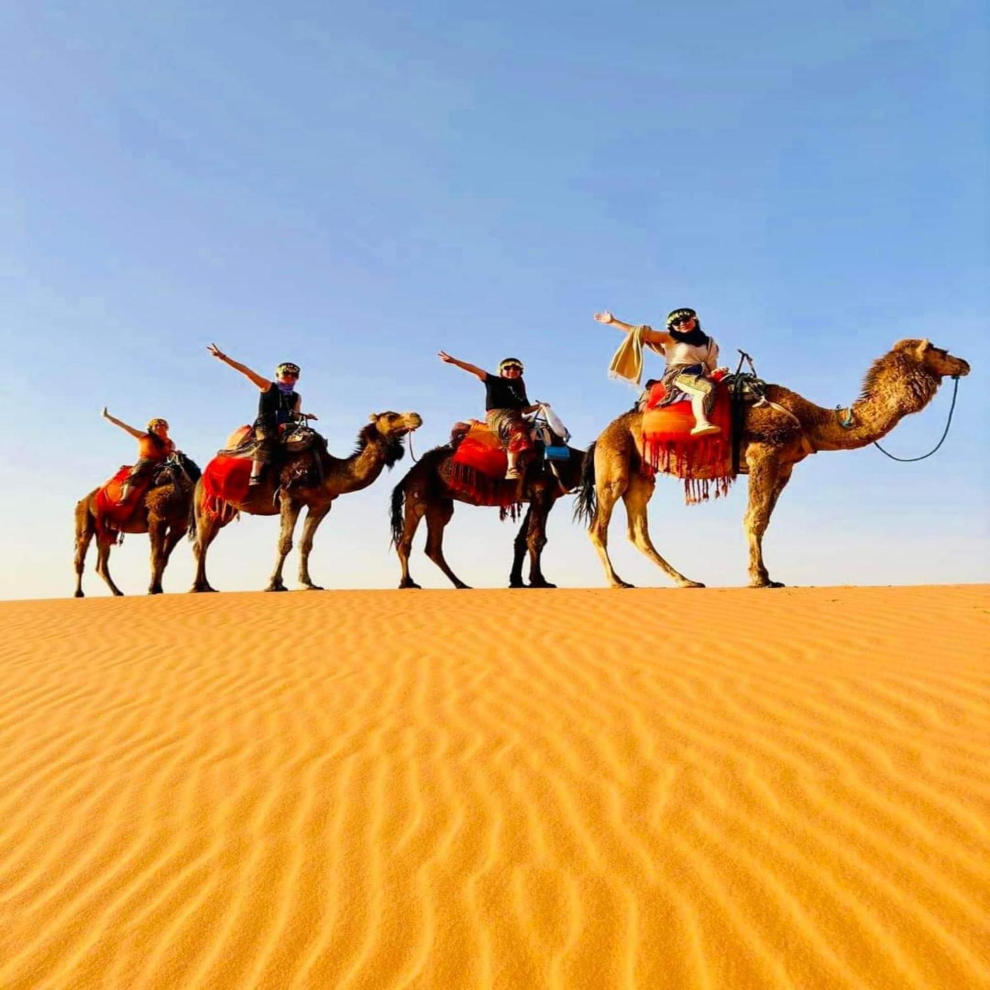 Desert Paradise Luxury Camp Мерзуга Экстерьер фото