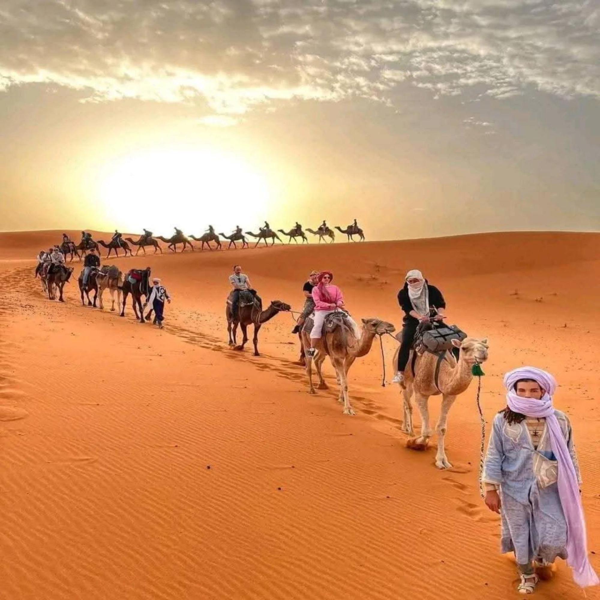 Desert Paradise Luxury Camp Мерзуга Экстерьер фото